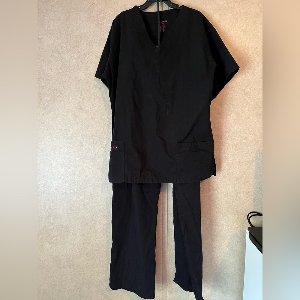 Black Women's Scrub Set